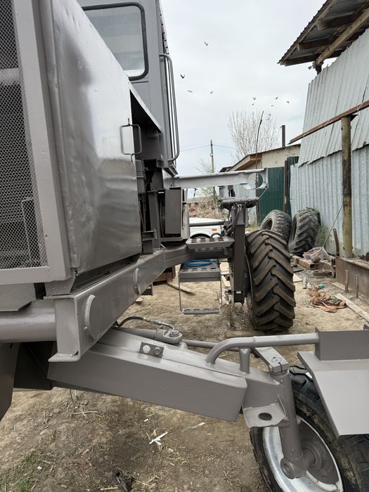 Самоходная косилка Forttshrit E302