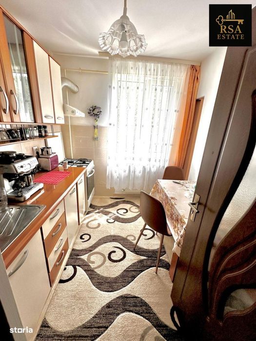 Apartament cu 2 camere de vanzare etaj 1 zona Centrala Rm Valcea