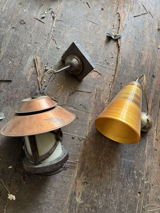 Люстра в хорошем состоянии