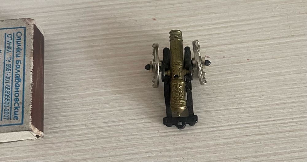 Мини статуэтка пушка металл-пластик, 4 см