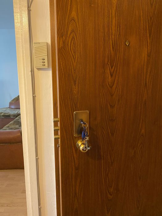 Închiriez apartament