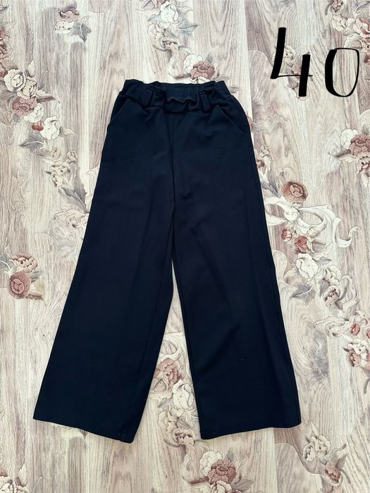 Продам школьную форму