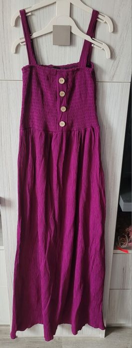 Еластична цикламена рокля