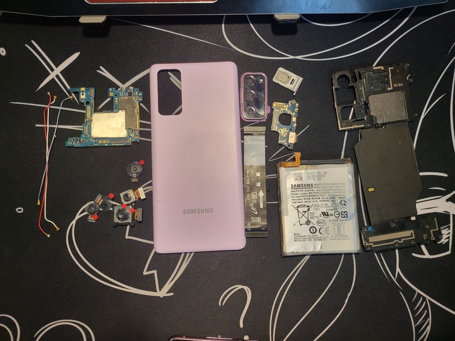 Iphone 14 дисплей и запчасти на S20 fe