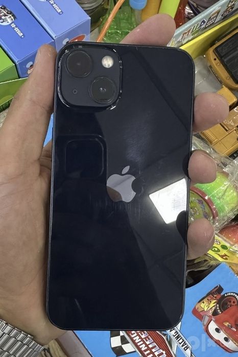 Iphone 13 srochni sotiladi