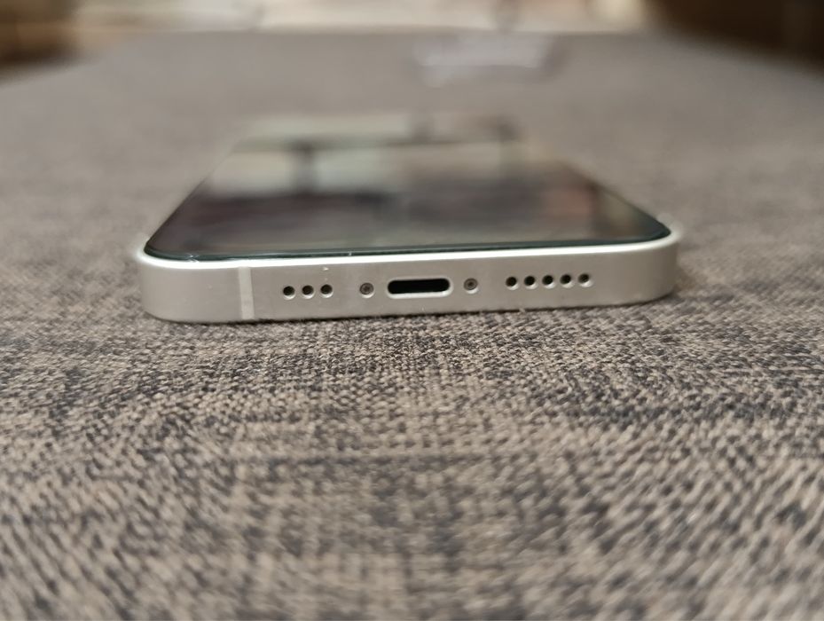 Iphone 14 white