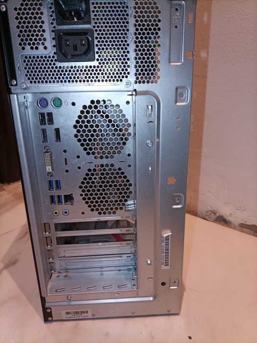 PC I5 9500 , 8 Gb RAM , 256 NVMe