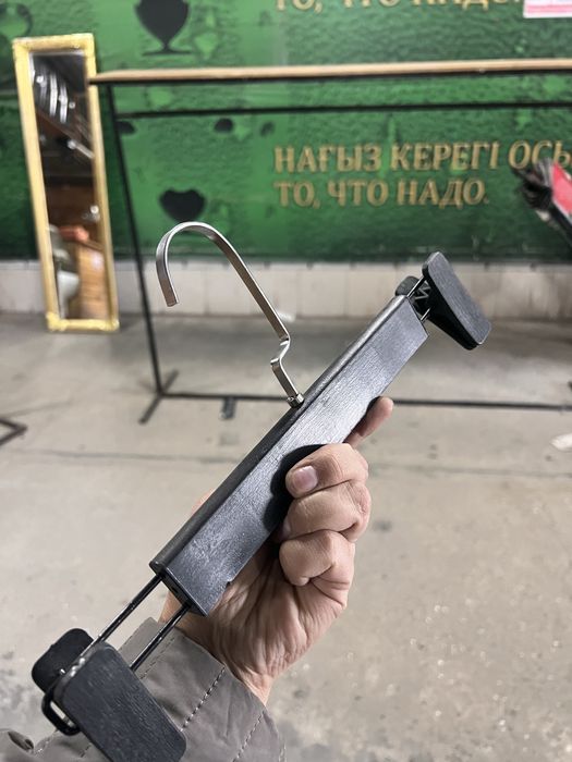 Продам вешалки плечики