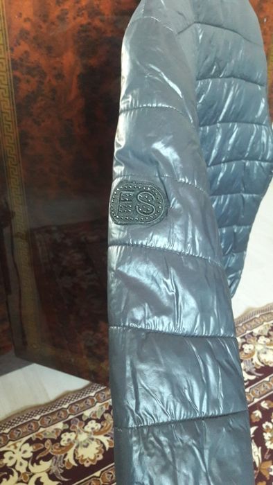 Продам куртки теплый