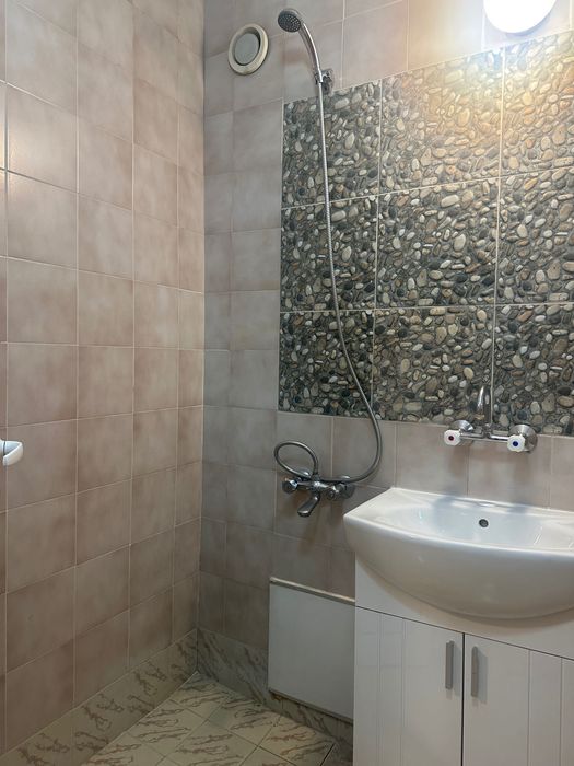 Дава се под наем Едностаен апартамент в София, Надежда 1 - 50 кв.м за 350 € - Снимка #11