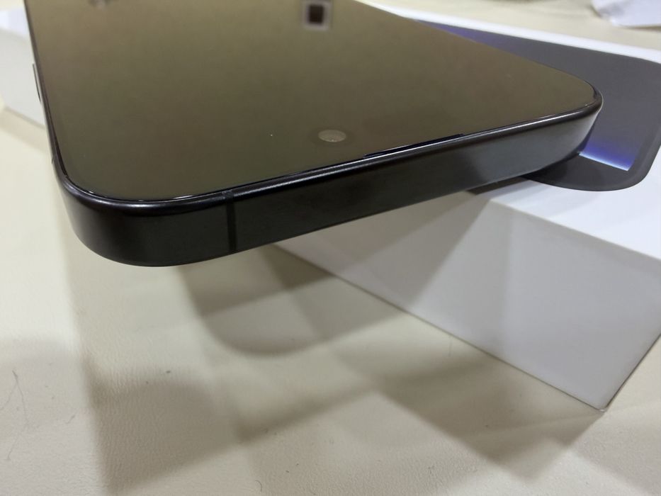 Iphone 16 pro max 1 TB esim