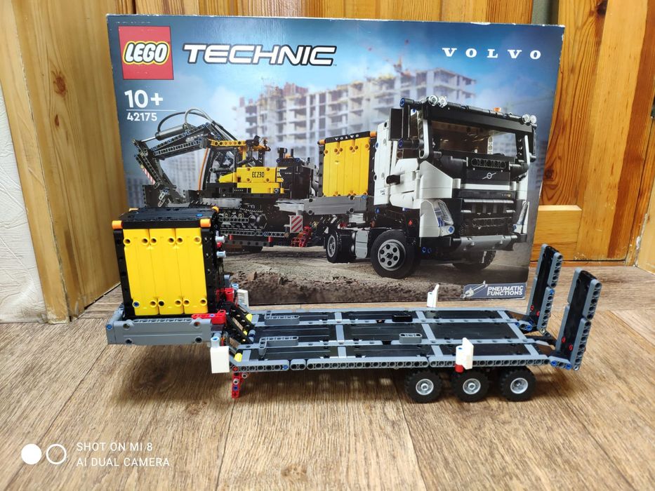 Продам Lego Technic 42175