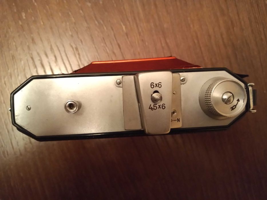 Фотоапарат "RHEINMETALL WELTAX" немски , сгъваем , мехов