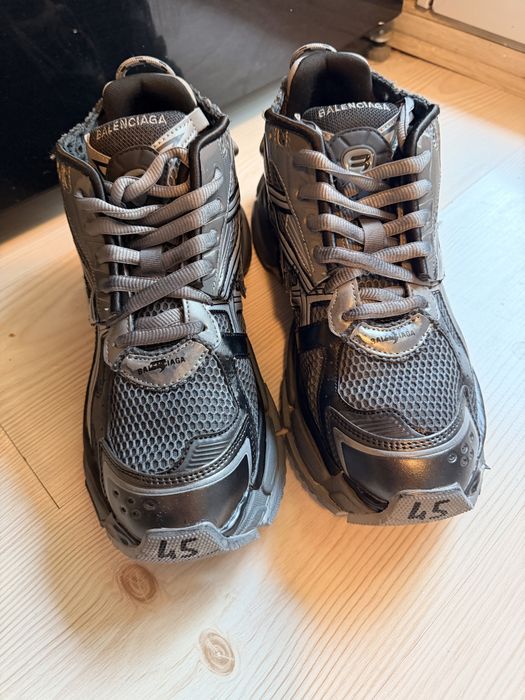 Balenciaga Runner Сив Grunge style