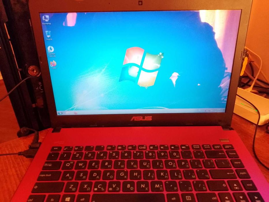 ASUS X401A Лаптоп