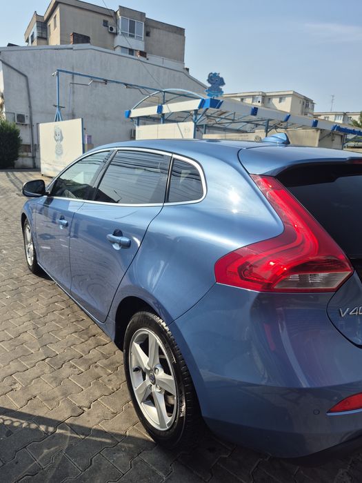 Vând Volvo V40 !