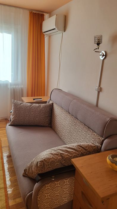 Închiriez garsoniera in zona Dacia