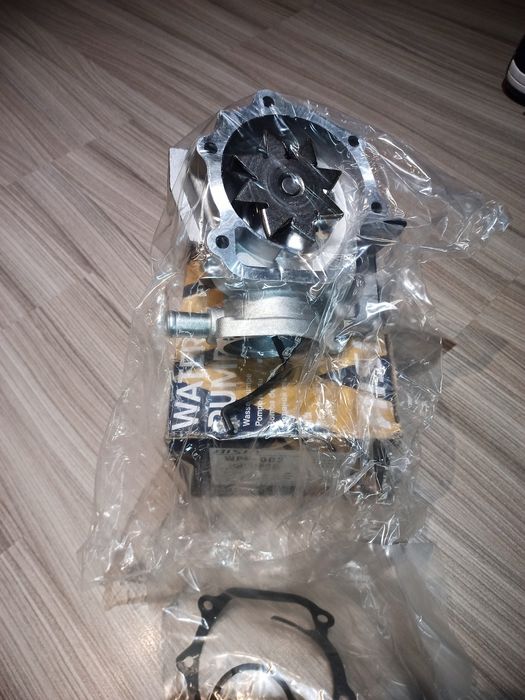 Водна помпа aisin subaru legacy 3