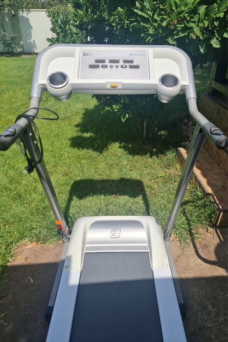 Banda pentru alergat în stare buna