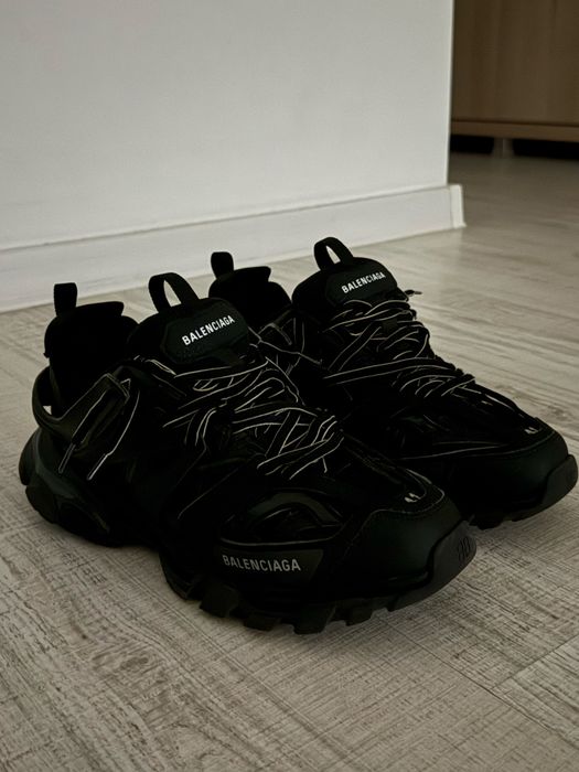 Balenciaga Track