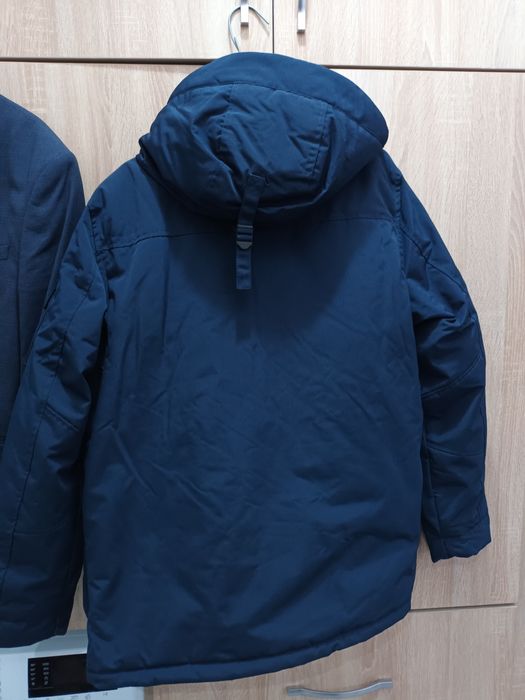 Мъжко зимно яке          .