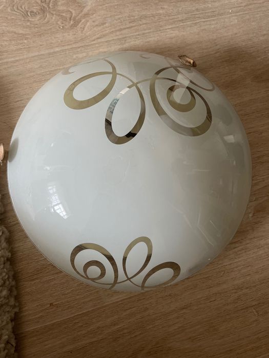 Люстра для ванной и прихожей, на улицу