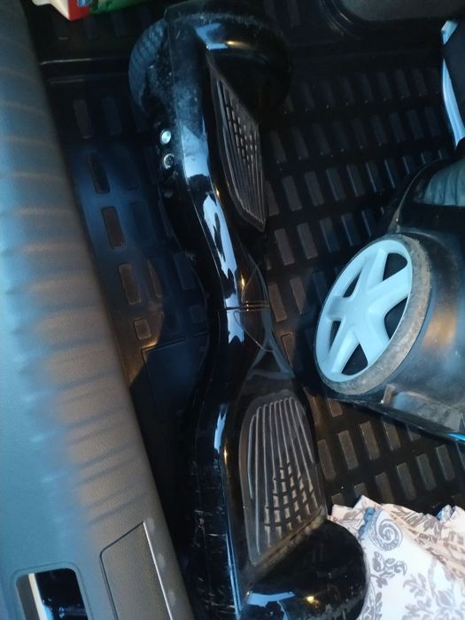 Eliktro rolik sotiladi