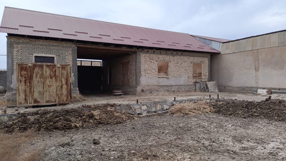 Ойбек кучаси Уба чули МФЙда ховли сотилади