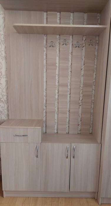 Полочный шкаф.шкаф