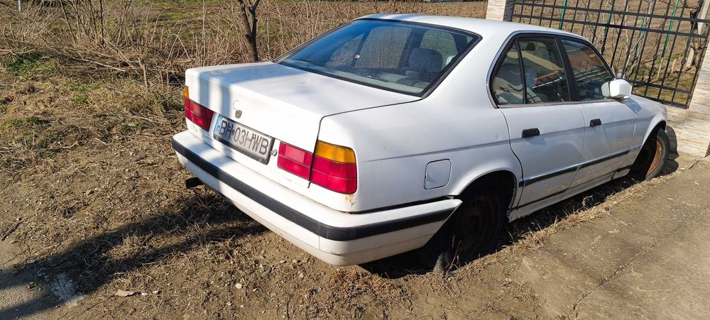 SERIA 5 E34, an 1988