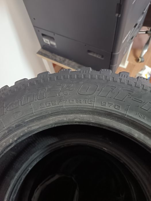 Продам автошина срочно