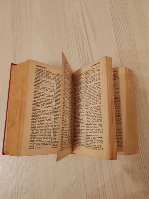 Dicționar român-italian și italian român