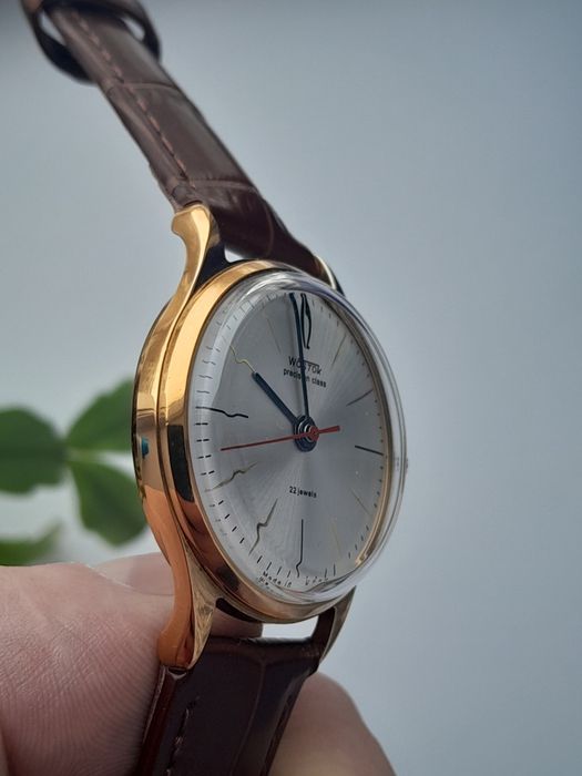 Продам часы СССР