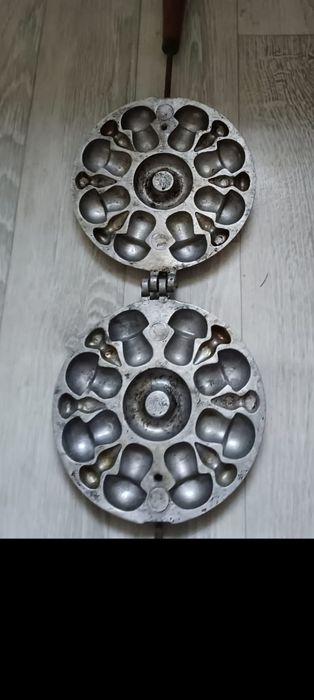 Продам формочки для лединцов