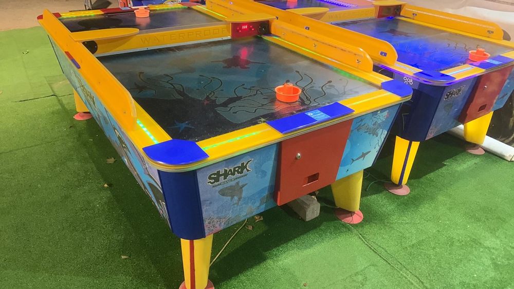 Въздушен хокей атракцион кран джага дартс