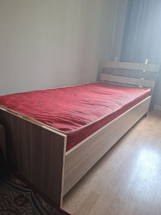 Продам кровать   за 10 тыс. Самовывоз!