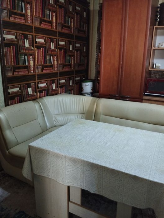 Мягкий кухонный уголок