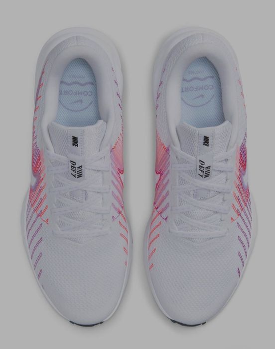 Nike обувки W RUN DEFY
