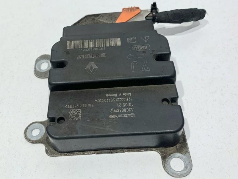 Calculator airbag Dacia Sandero 2 (2012-2017) 985103207R