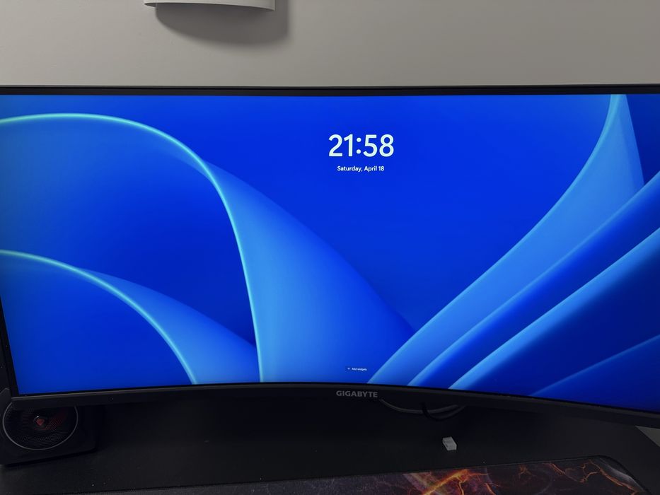 Gigabyte G34WQC-EK