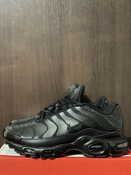 Nike Air Max Plus Triple Black "Leather" - 42,43,44,45