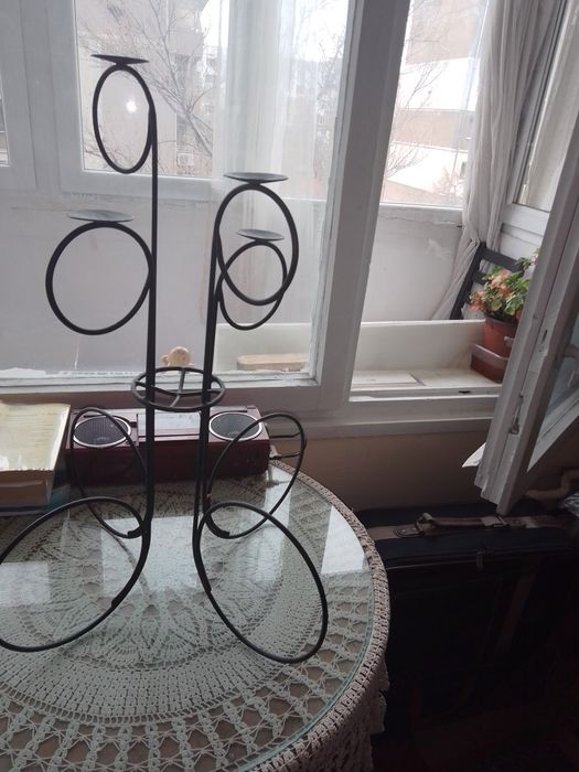 Бълг.порцелан, 6 чинии, ножове,купи,винен сервиз