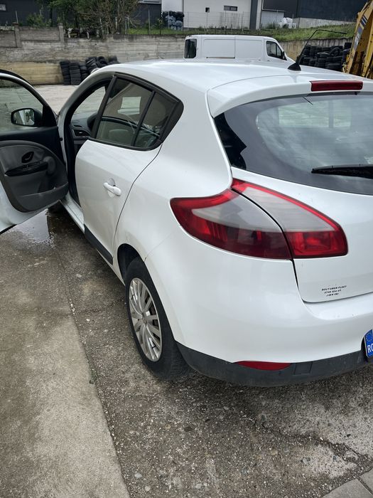 Dezmembrez renault megane 3 2010. 1.5 dci