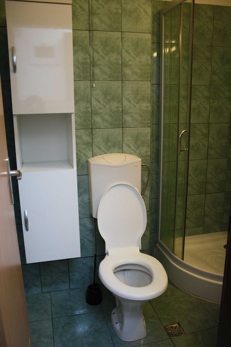 Închiriez garsonieră pe str T Mihaly  31-35 zona FSEGA