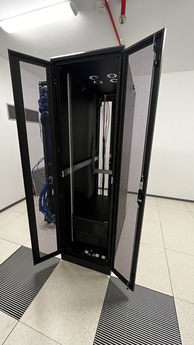 Detector VLF-250/ Panou de Stingere XC1005-A/ Rack CSS-9-4262A