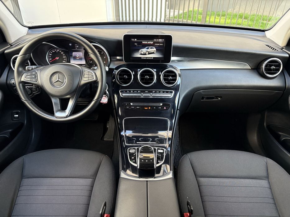 Mercedes-Benz GLC 220D 2016 4Matic 190.000KM 3 Butoane