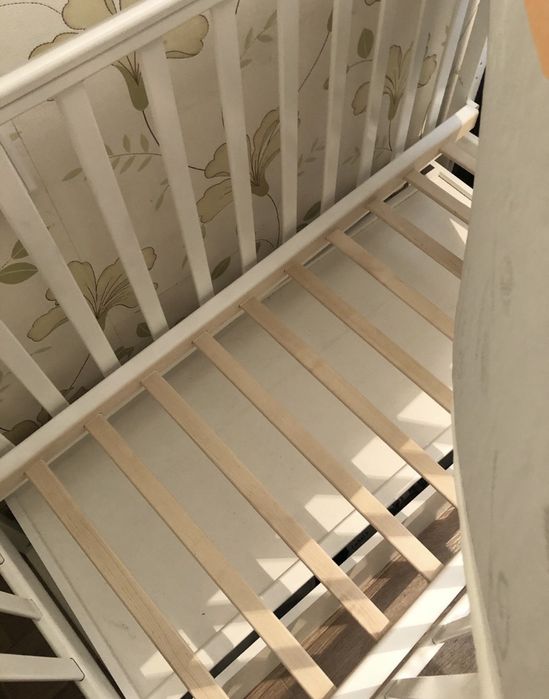 Продам детскую кроватку