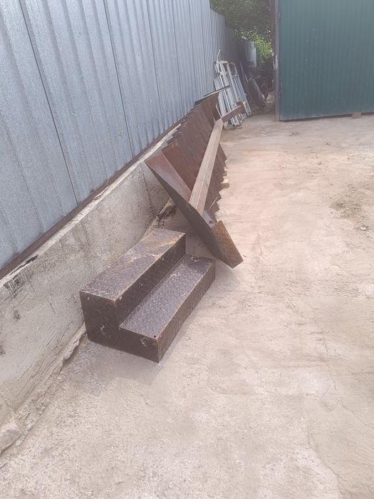 Продам лестницу бу
