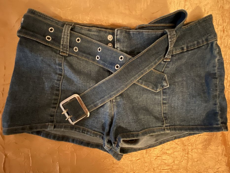 pantaloni scurti blugi