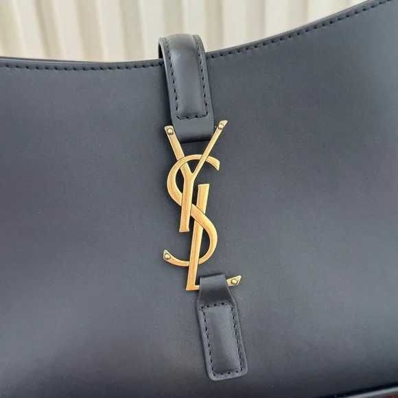 Saint Laurent Дамска Чанта